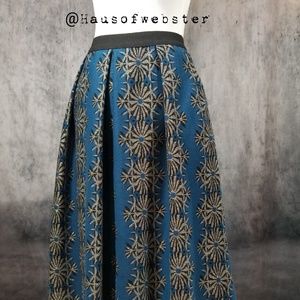 Vintage blue and silver floral pattern skirt